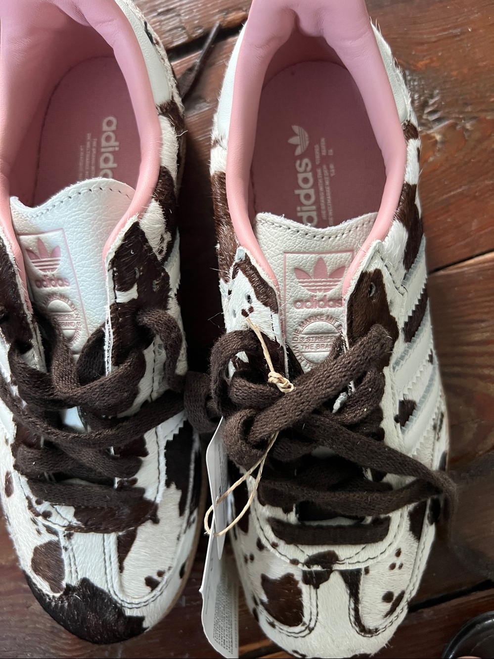 NEW WITH TAGS OG samba adidas 5 1/2 cowhide .$120.